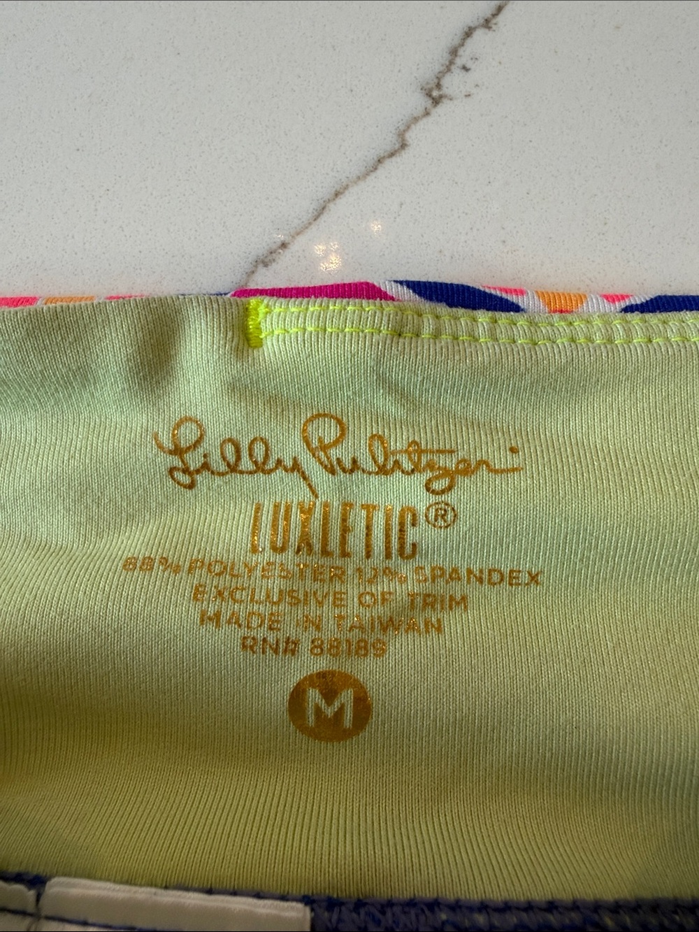 Lilly Pulitzer Luxletic leggings 3/4 length size medium - Picture 2 of 4